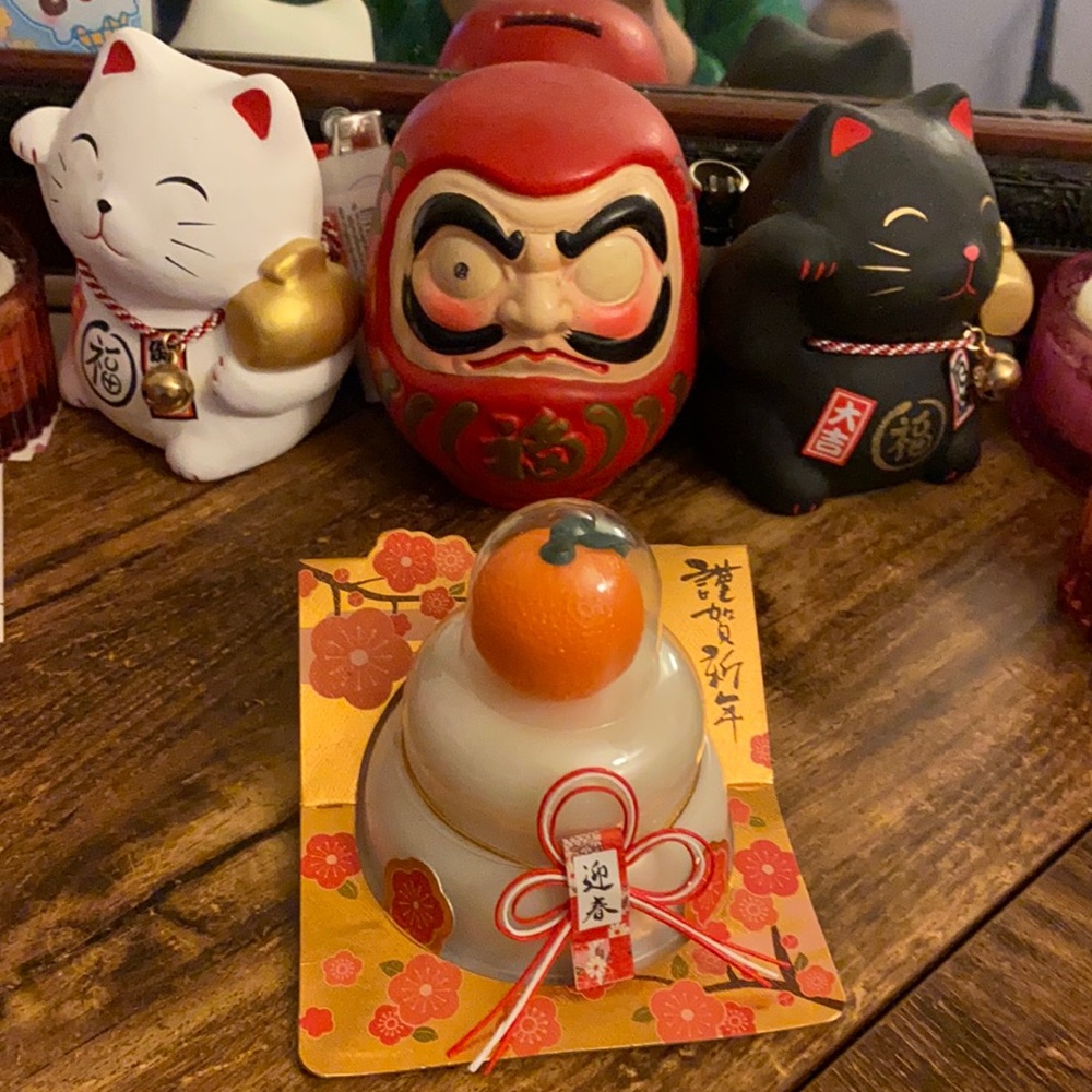 Lucky mochi ornament